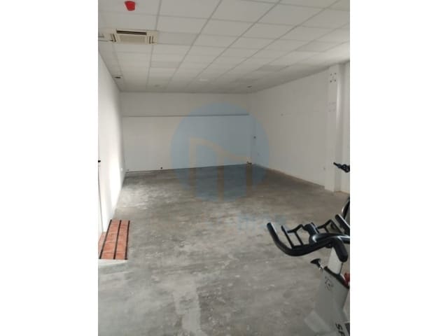 Comercial para venda em Tortosa - 120 000 € (Ref: 8944230)