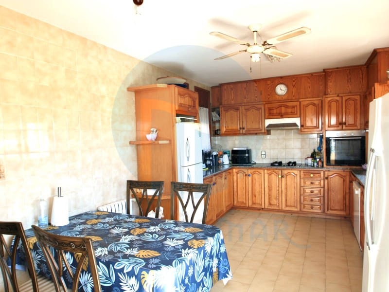 4 bedroom Villa for sale in L'Ampolla with garage - € 520,000 (Ref: 8994843)