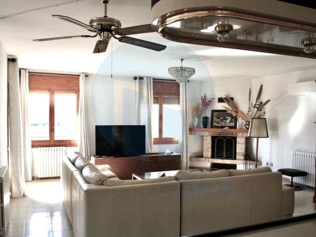 4 sypialnia Willa na sprzedaż w L'Ampolla z garażem - 428 500 € (Ref: 8994843)