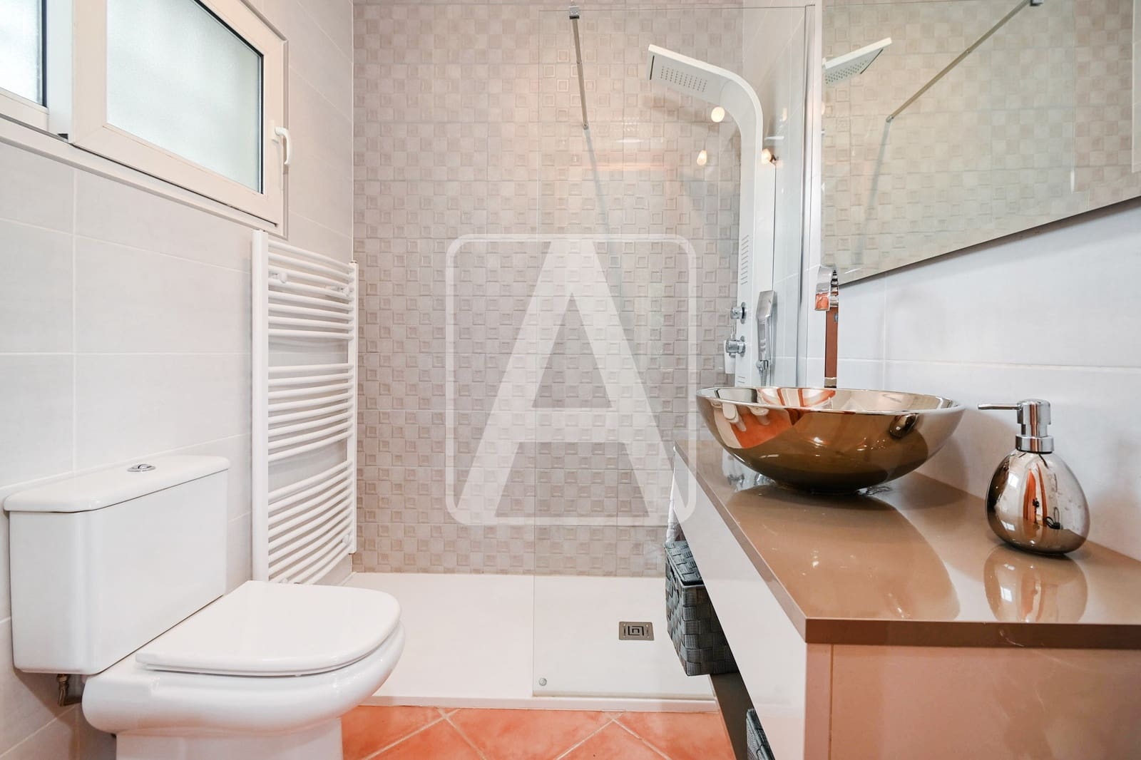 4 bedroom Villa for sale in Benissa with pool garage - € 925,000 (Ref: 10014157)