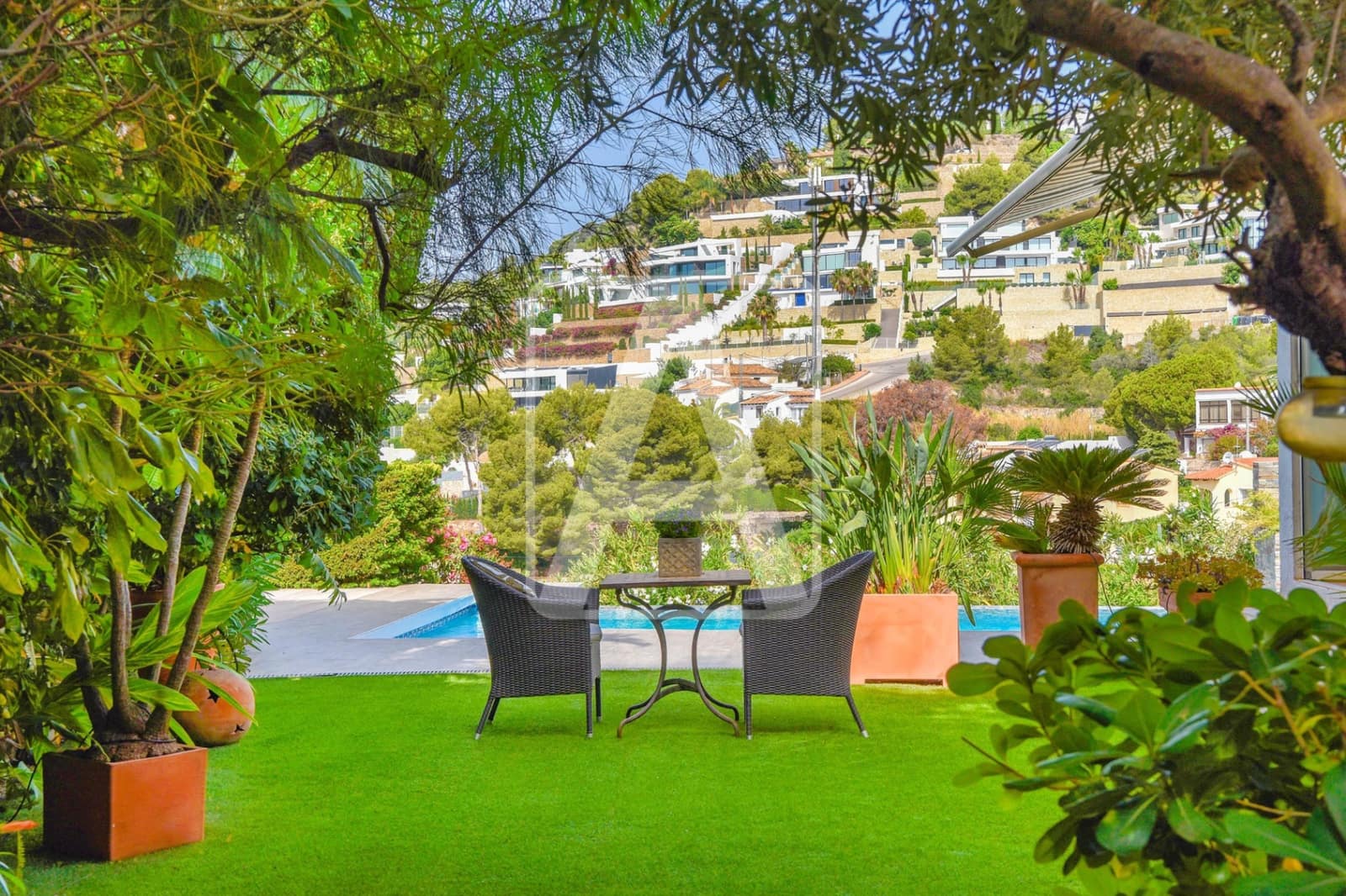 4 bedroom Villa for sale in Benissa with pool garage - € 925,000 (Ref: 10014157)