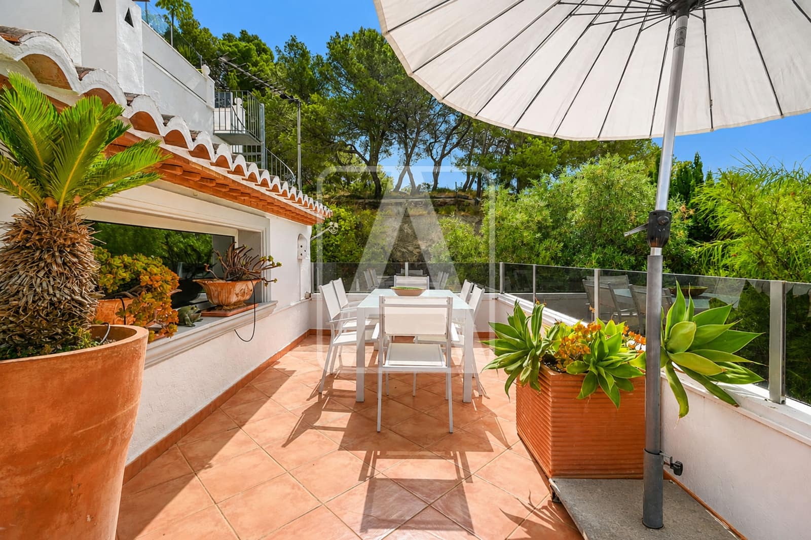 4 bedroom Villa for sale in Benissa with pool garage - € 925,000 (Ref: 10014157)