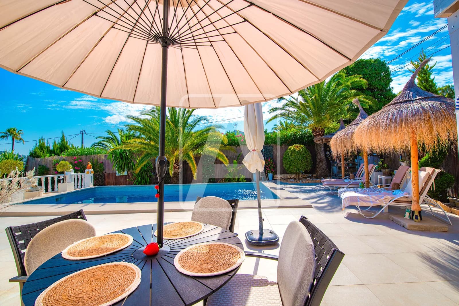 3 bedroom Villa for sale in Benissa with pool garage - € 597,000 (Ref: 10014158)
