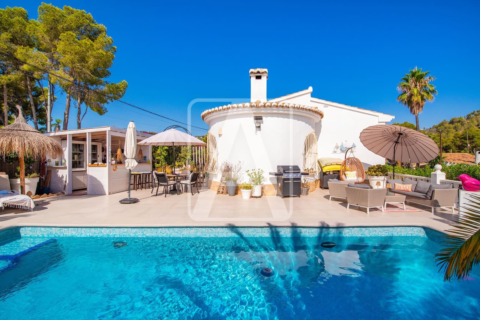 3 bedroom Villa for sale in Benissa with pool garage - € 597,000 (Ref: 10014158)