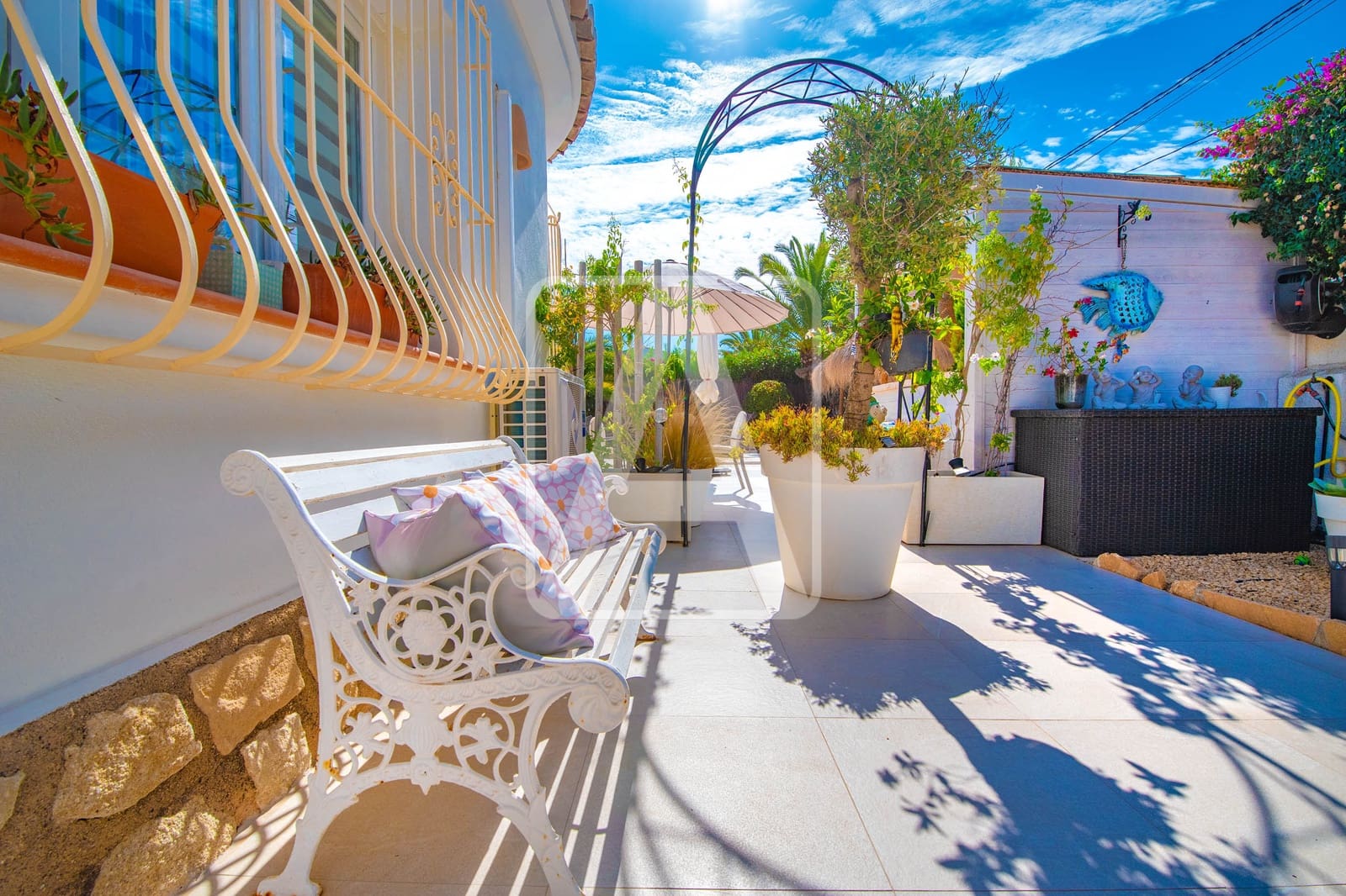 3 bedroom Villa for sale in Benissa with pool garage - € 597,000 (Ref: 10014158)
