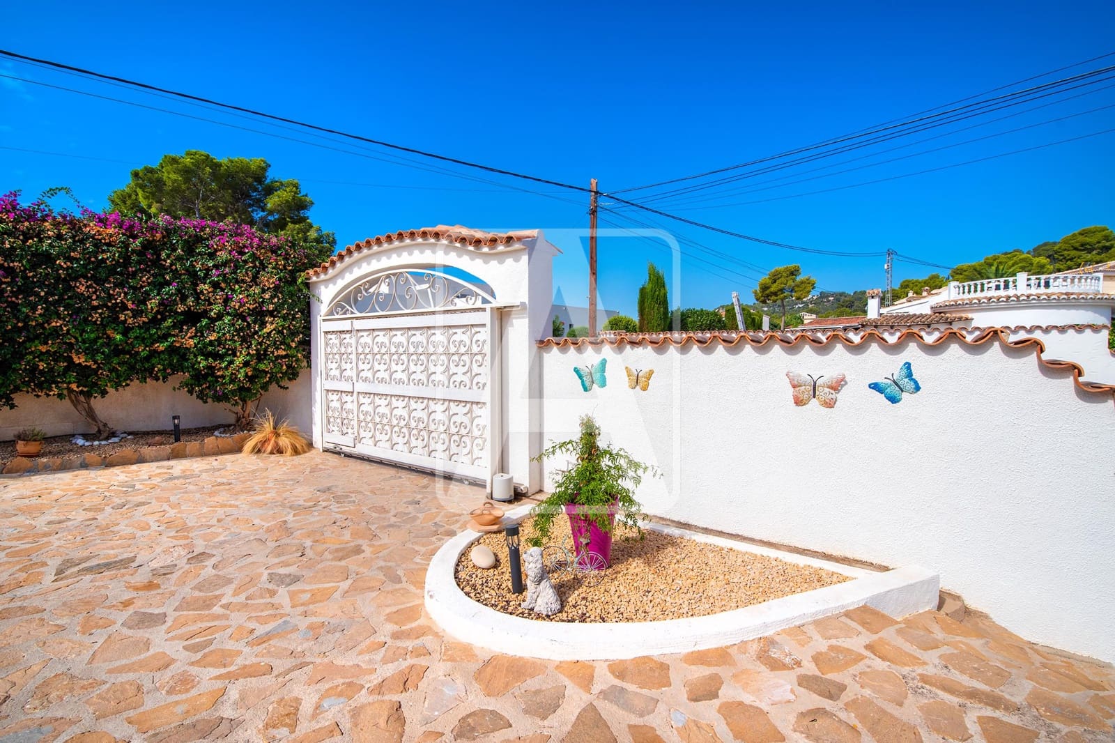 3 bedroom Villa for sale in Benissa with pool garage - € 597,000 (Ref: 10014158)