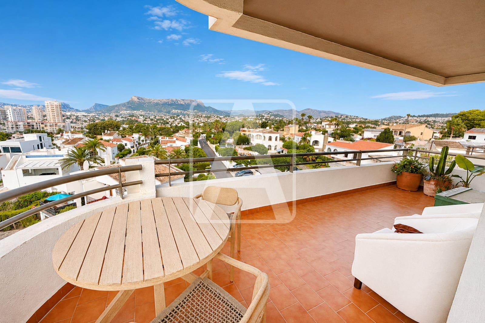 1 Zimmer Apartment zu verkaufen in Calpe / Calp mit Pool Garage - 170.000 € (Ref: 10014160)