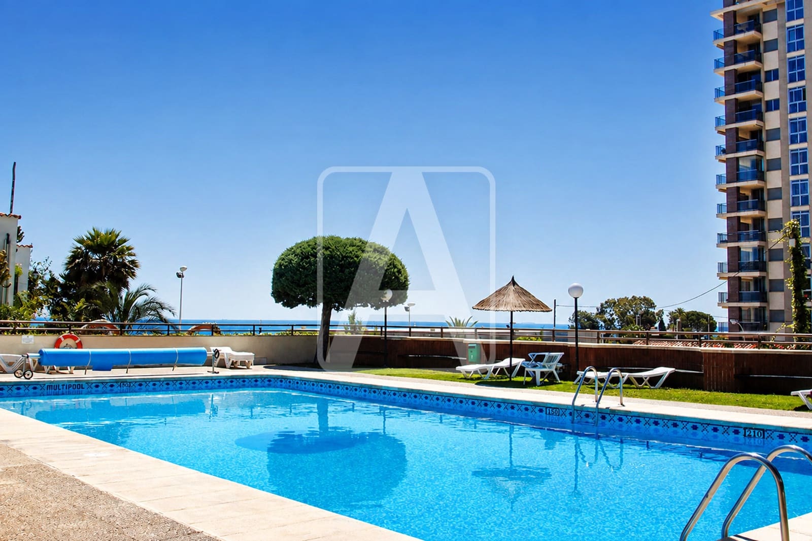 1 Zimmer Apartment zu verkaufen in Calpe / Calp mit Pool Garage - 170.000 € (Ref: 10014160)