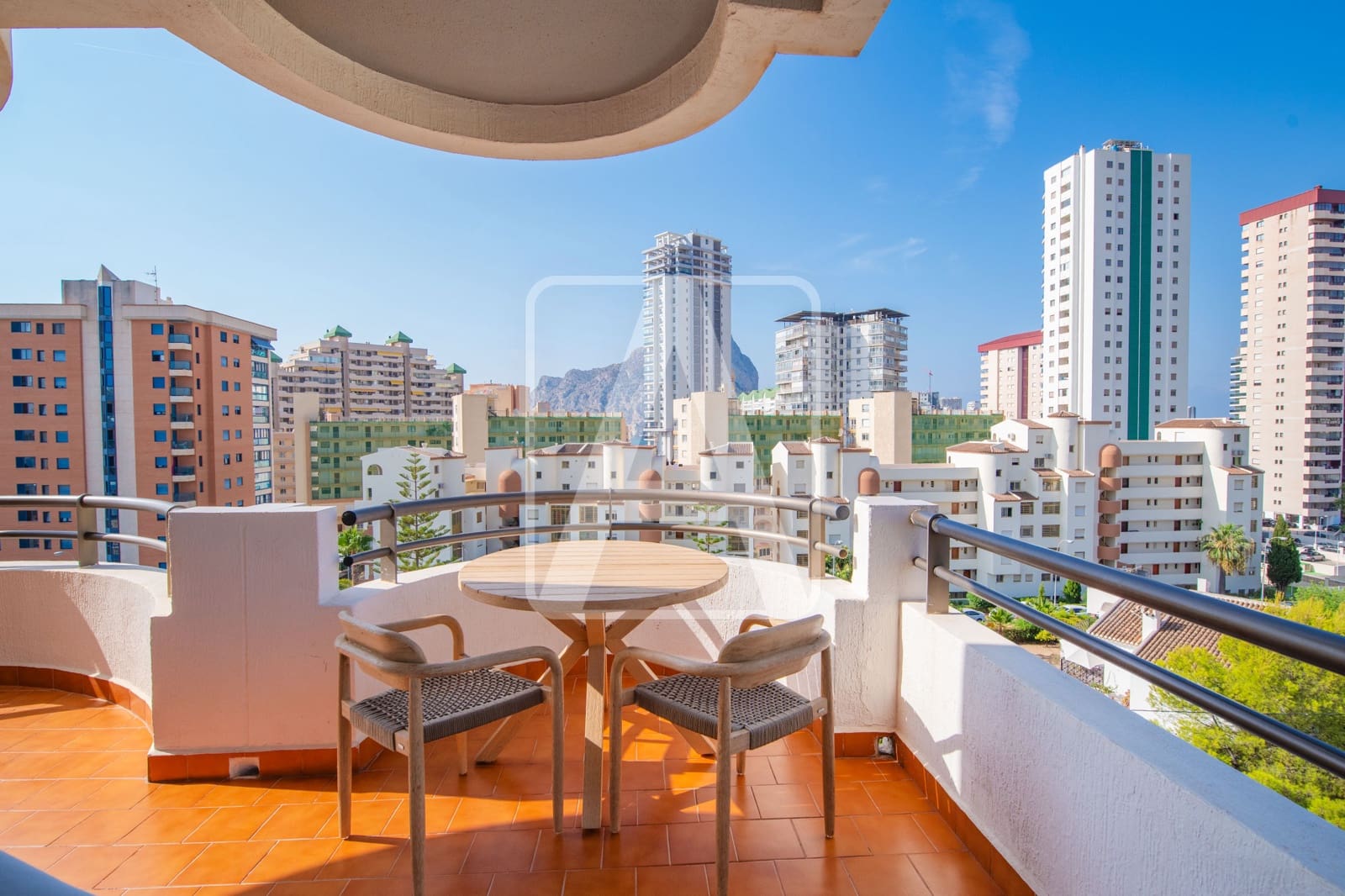 1 Zimmer Apartment zu verkaufen in Calpe / Calp mit Pool Garage - 170.000 € (Ref: 10014160)