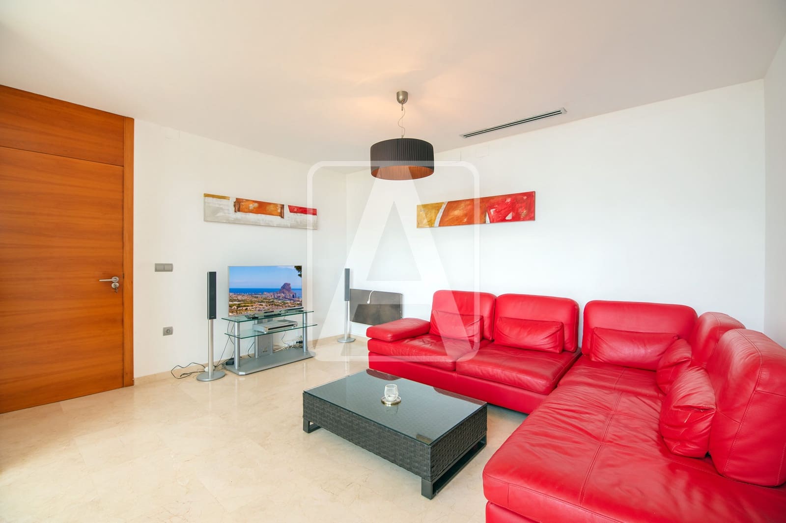 5 bedroom Villa for sale in Calpe / Calp with pool garage - € 1,250,000 (Ref: 10016871)