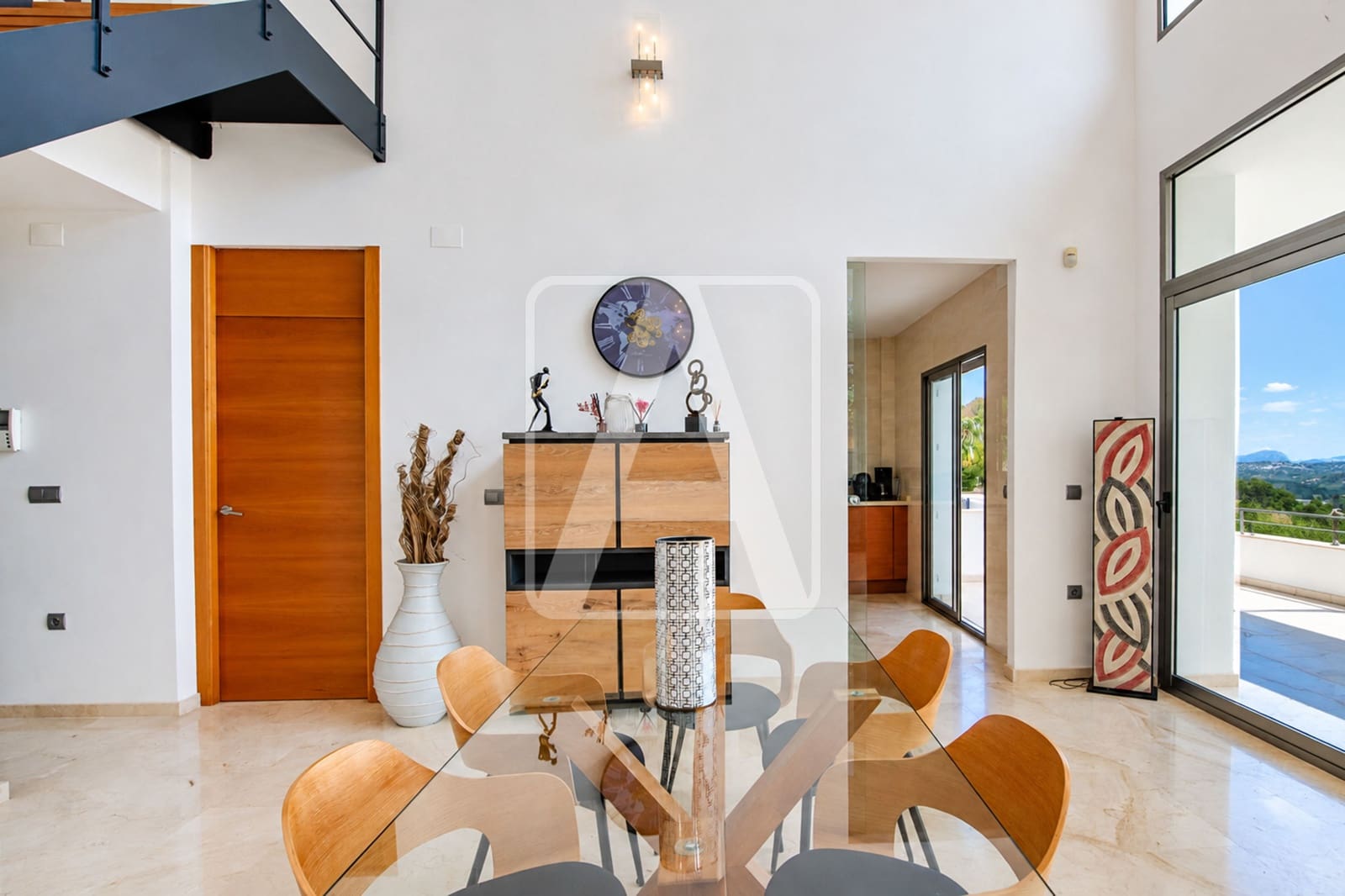 5 bedroom Villa for sale in Calpe / Calp with pool garage - € 1,250,000 (Ref: 10016871)