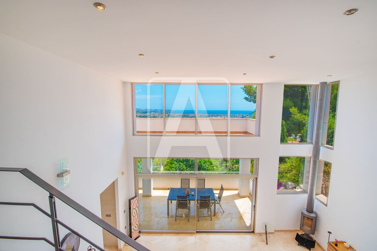 5 bedroom Villa for sale in Calpe / Calp with pool garage - € 1,250,000 (Ref: 10016871)
