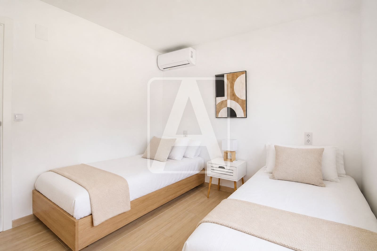 3 bedroom Villa for sale in Calpe / Calp with pool garage - € 699,000 (Ref: 10016872)