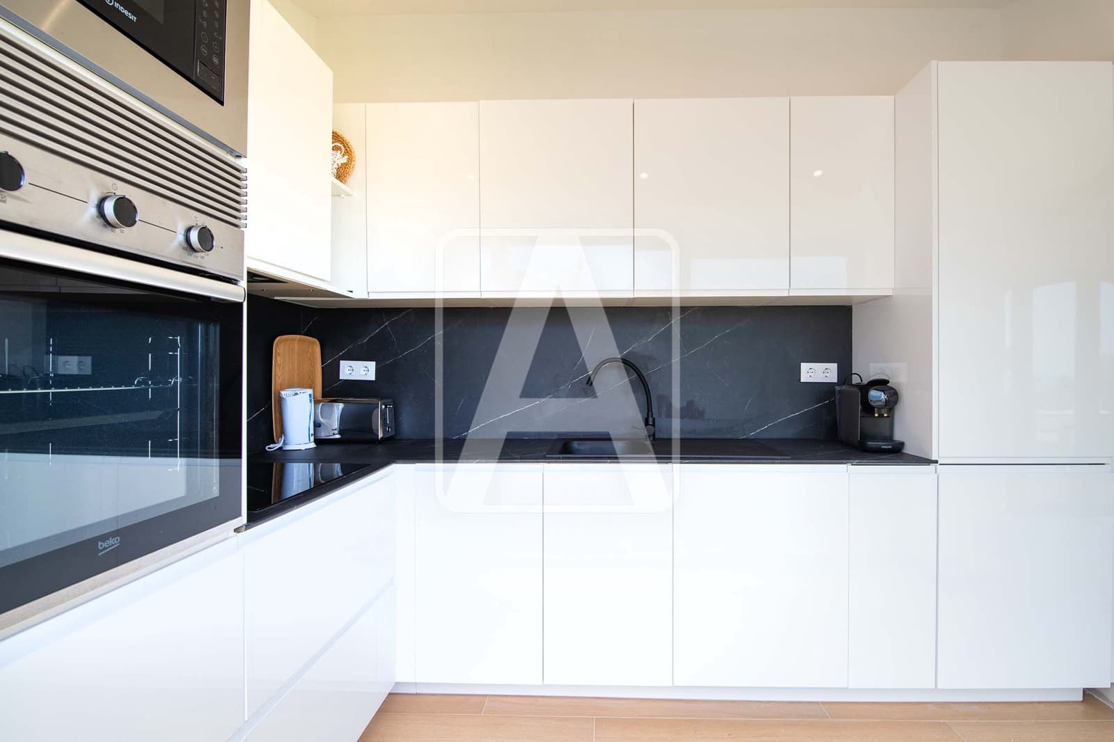 3 bedroom Villa for sale in Calpe / Calp with pool garage - € 699,000 (Ref: 10016872)