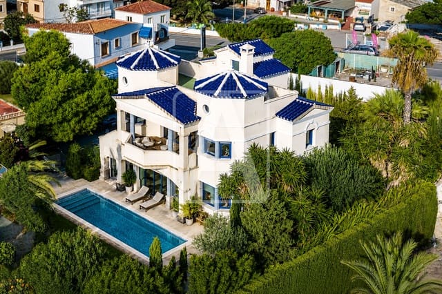 4 chambre Villa/Maison à vendre à Calpe / Calp avec piscine garage - 1 250 000 € (Ref: 10021589)