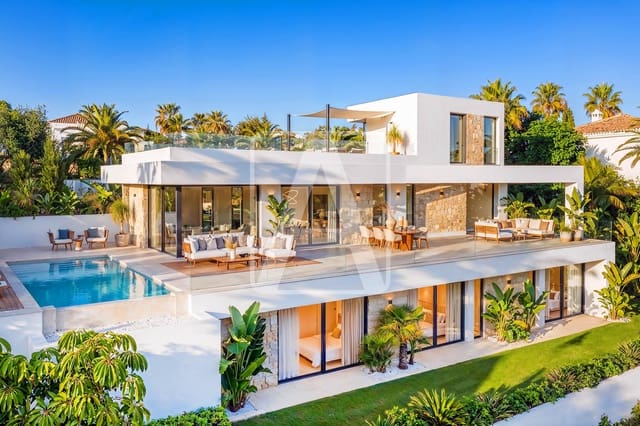 3 slaapkamer Villa te koop in Calpe / Calp met zwembad garage - € 1.360.000 (Ref: 10024925)