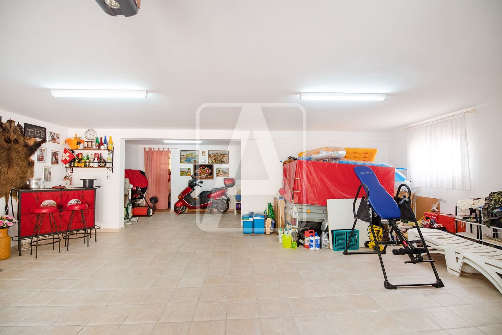 5 makuuhuone Huvila myytävänä paikassa Calpe / Calp mukana uima-altaan 
autotalli - 1 100 000 € (Ref: 10033357)
