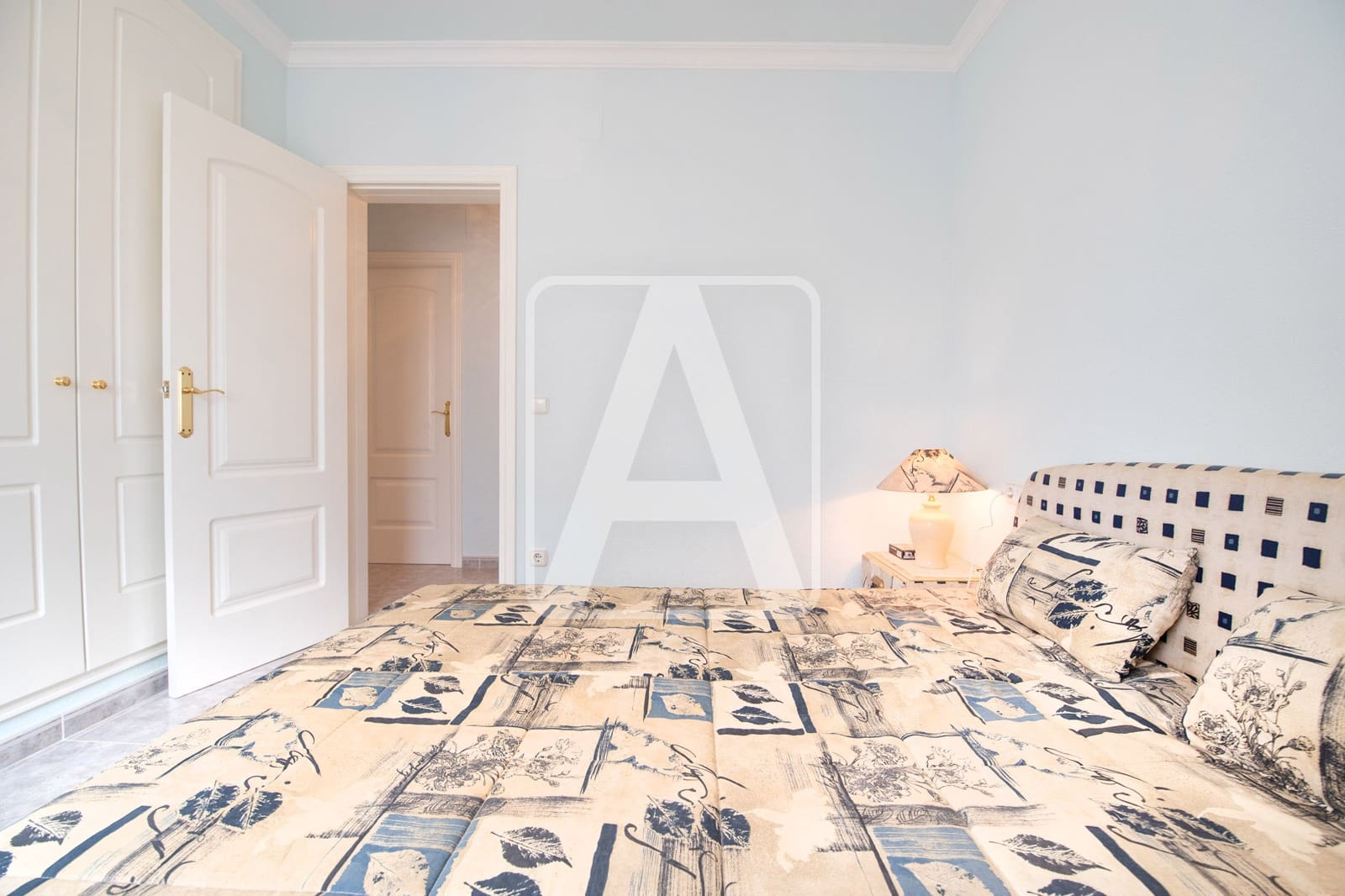 5 bedroom Villa for sale in Calpe / Calp with pool garage - € 1,100,000 (Ref: 10033357)