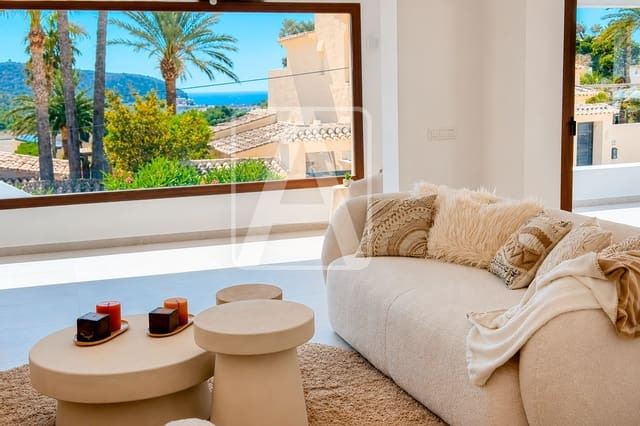 4 makuuhuone Huvila myytävänä paikassa Moraira, Teulada-Moraira mukana uima-altaan 
autotalli - 1 450 000 € (Ref: 10042161)