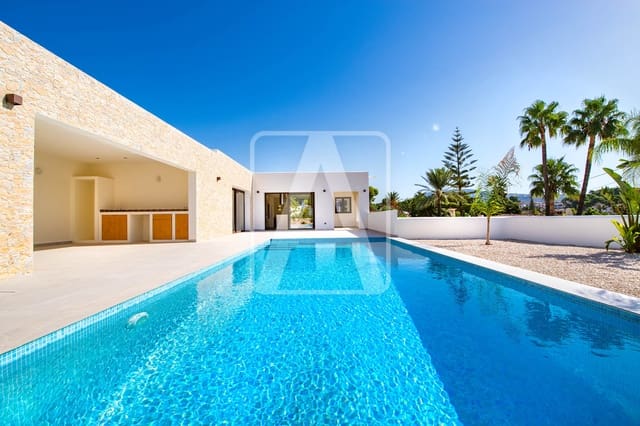 4 makuuhuone Huvila myytävänä paikassa Moraira, Teulada-Moraira mukana uima-altaan 
autotalli - 1 450 000 € (Ref: 10042161)