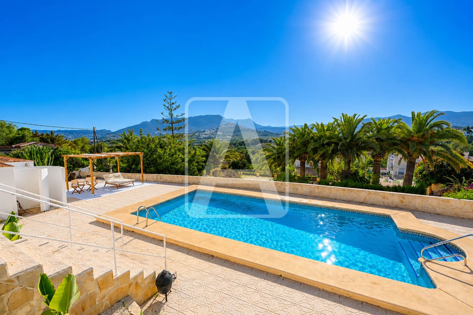 4 chambre Villa/Maison à vendre à Calpe / Calp avec piscine garage - 1 180 000 € (Ref: 10046239)