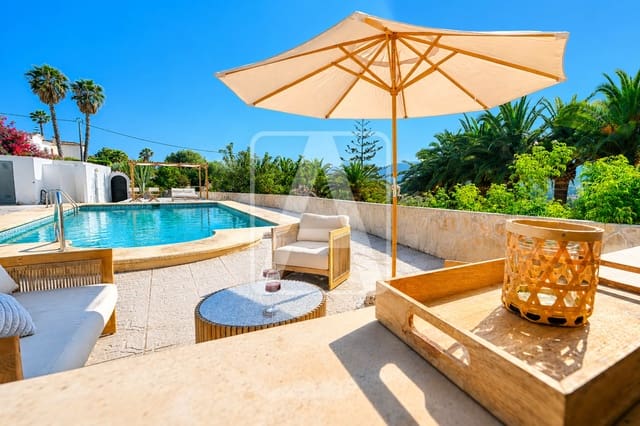 4 chambre Villa/Maison à vendre à Calpe / Calp avec piscine garage - 1 180 000 € (Ref: 10046239)