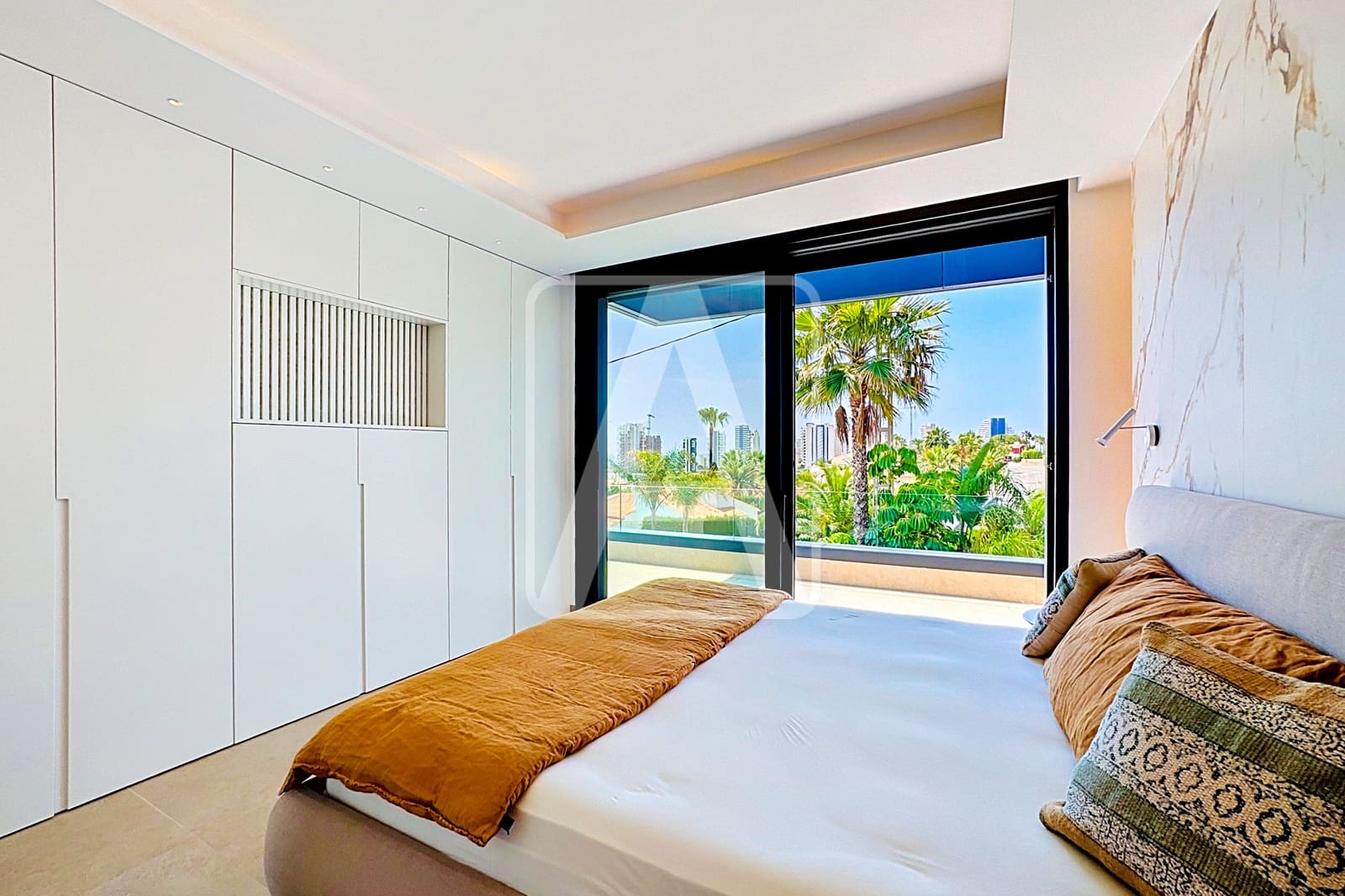 Chalet de 4 habitaciones en Calpe / Calp en venta con piscina garaje - 2.290.000 € (Ref: 10046240)