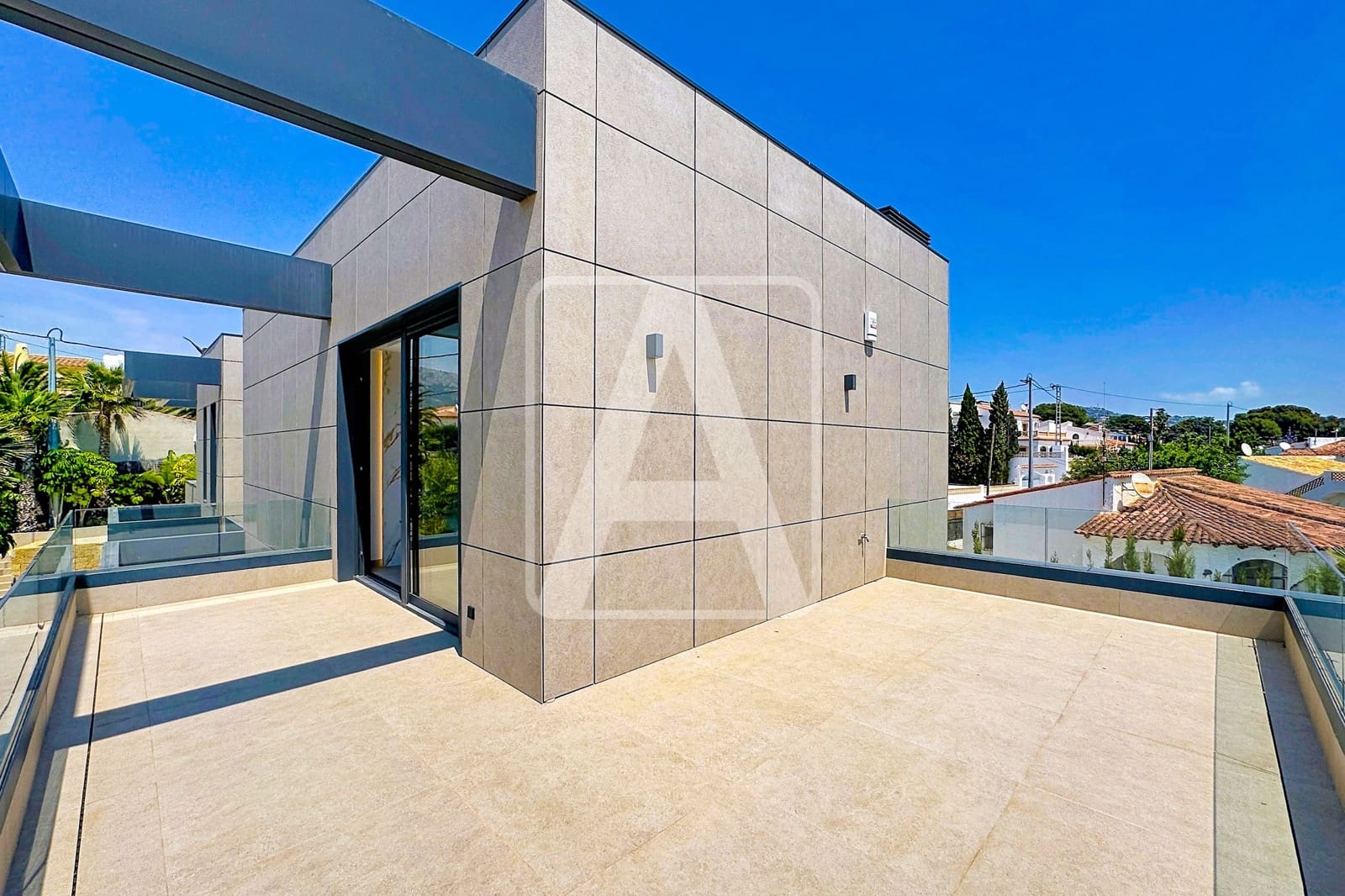 Chalet de 4 habitaciones en Calpe / Calp en venta con piscina garaje - 2.290.000 € (Ref: 10046240)