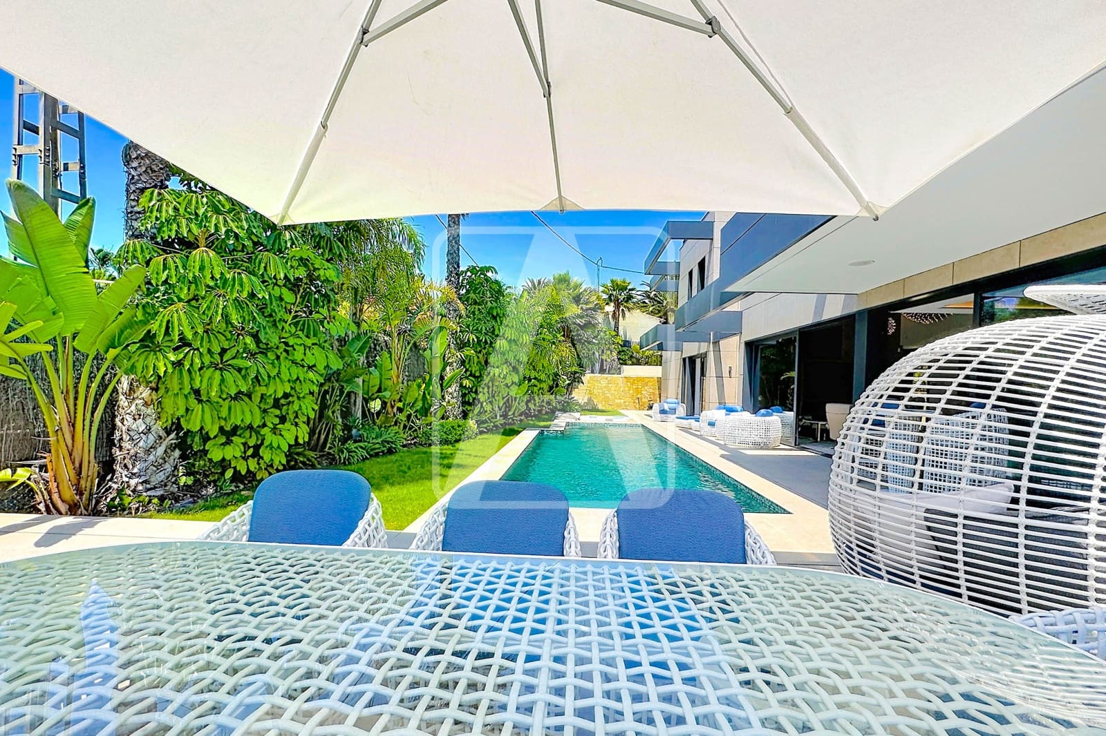 Chalet de 4 habitaciones en Calpe / Calp en venta con piscina garaje - 2.290.000 € (Ref: 10046240)