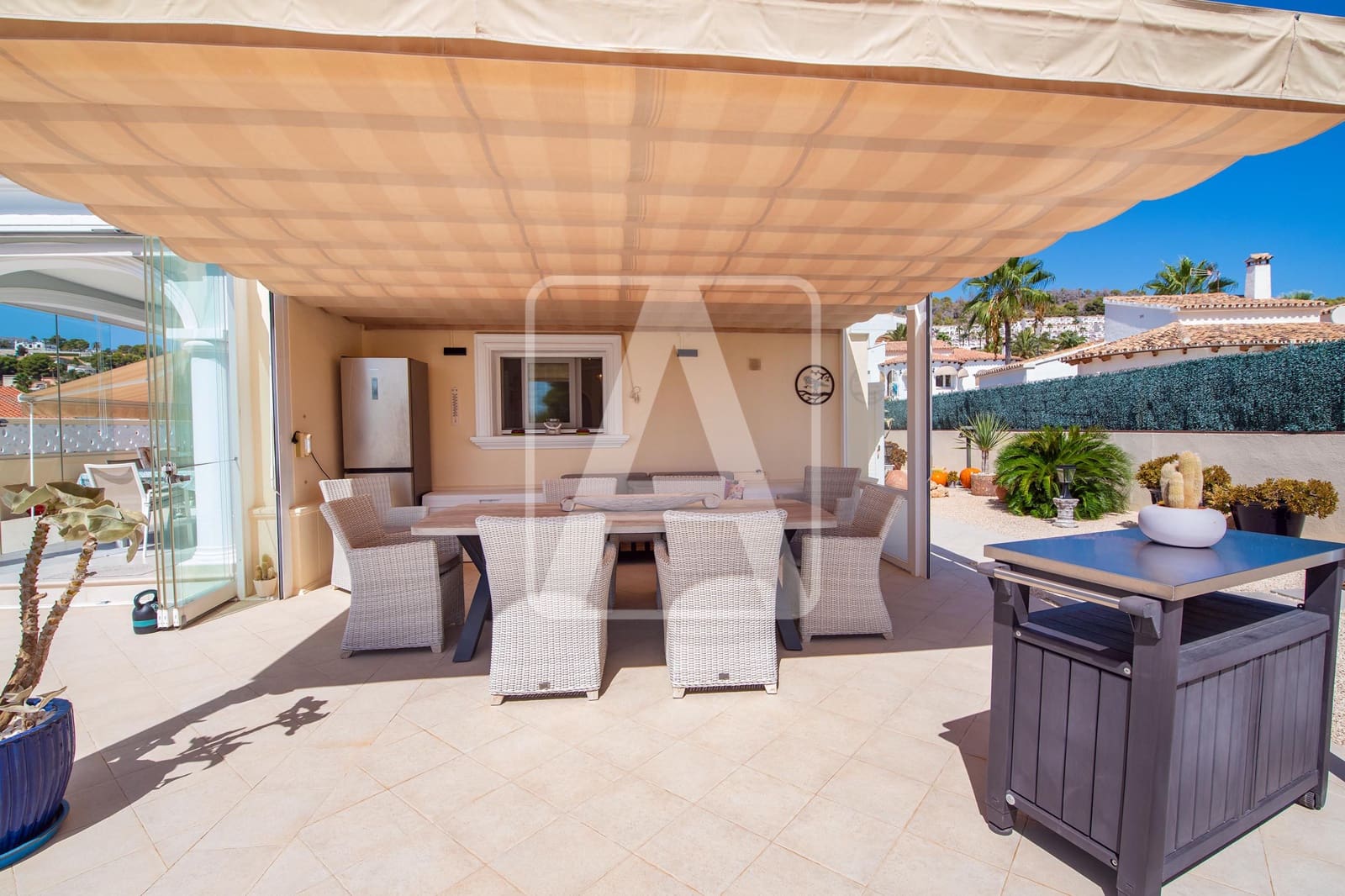3 chambre Villa/Maison à vendre à Calpe / Calp avec piscine garage - 775 000 € (Ref: 10079864)
