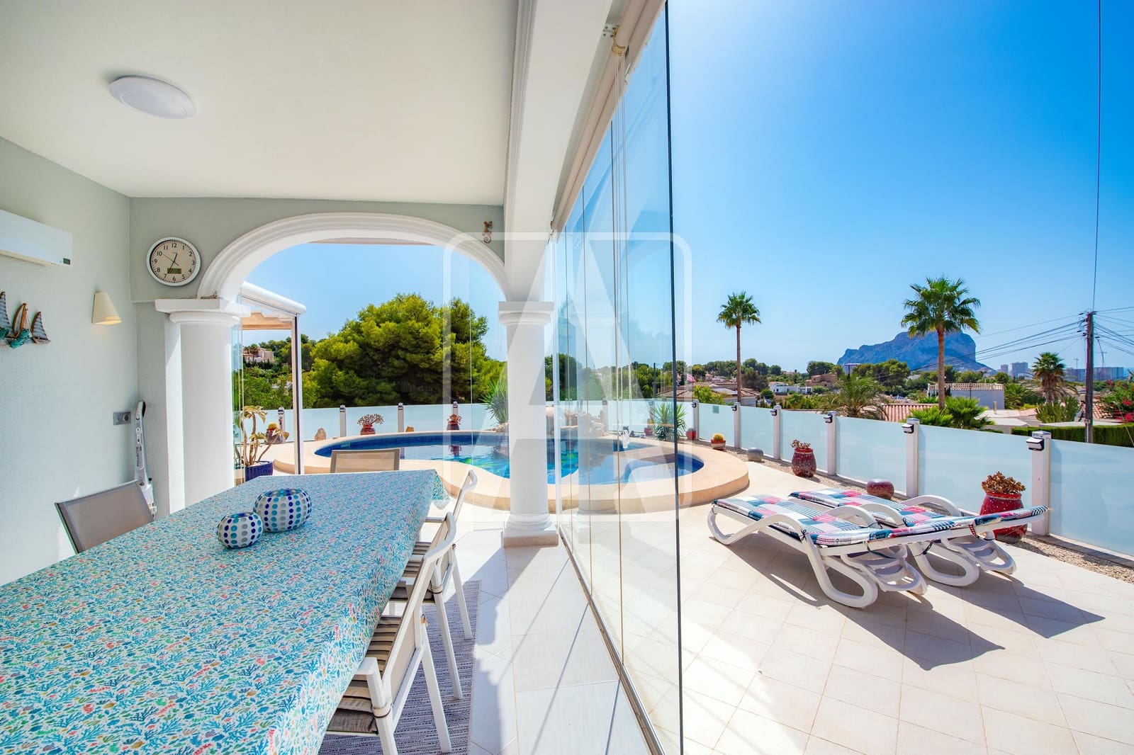 3 chambre Villa/Maison à vendre à Calpe / Calp avec piscine garage - 775 000 € (Ref: 10079864)