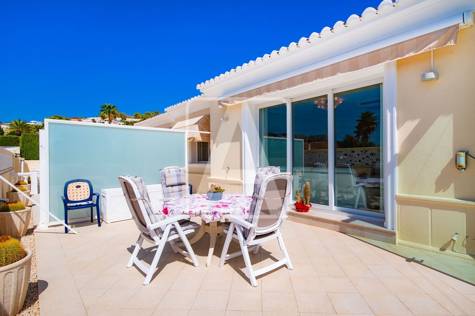 3 chambre Villa/Maison à vendre à Calpe / Calp avec piscine garage - 775 000 € (Ref: 10079864)