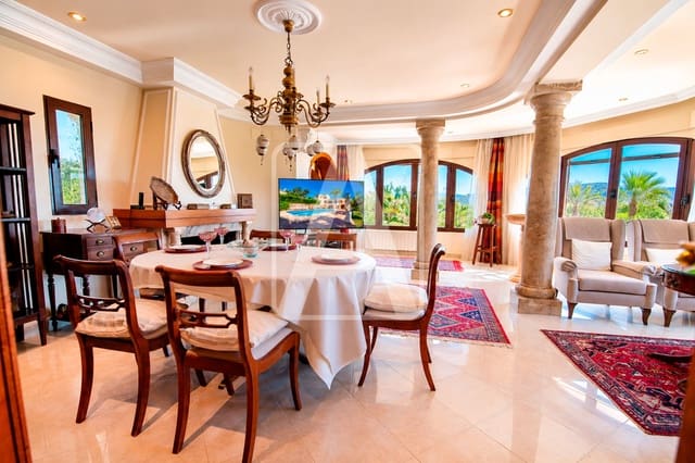 5 sovrum Villa till salu i Benissa med pool garage - 1 200 000 € (Ref: 10079865)