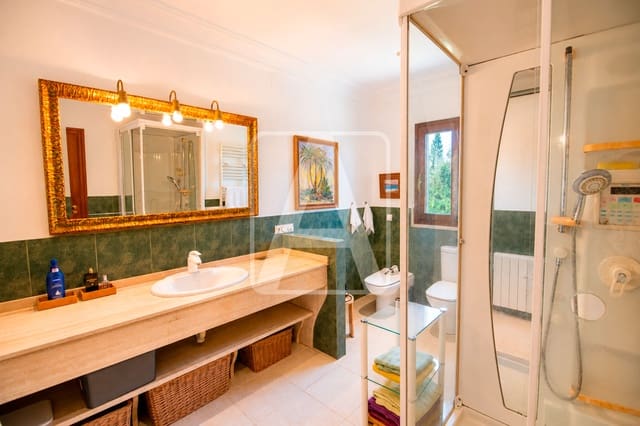 5 sovrum Villa till salu i Benissa med pool garage - 1 200 000 € (Ref: 10079865)