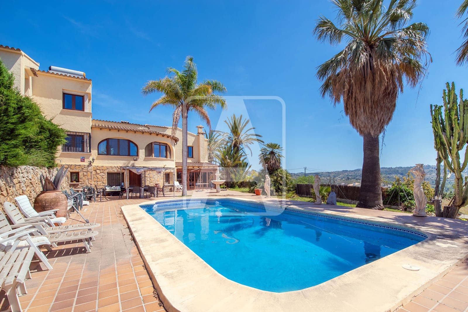 5 sovrum Villa till salu i Benissa med pool garage - 1 200 000 € (Ref: 10079865)