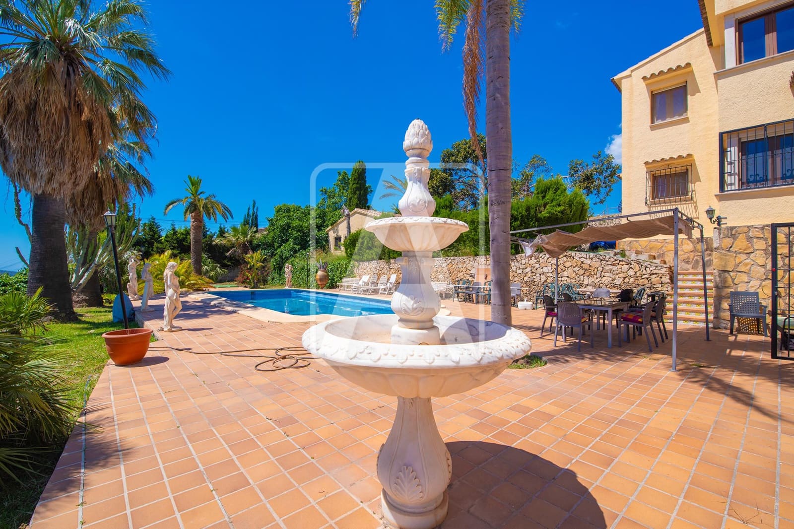5 sovrum Villa till salu i Benissa med pool garage - 1 200 000 € (Ref: 10079865)