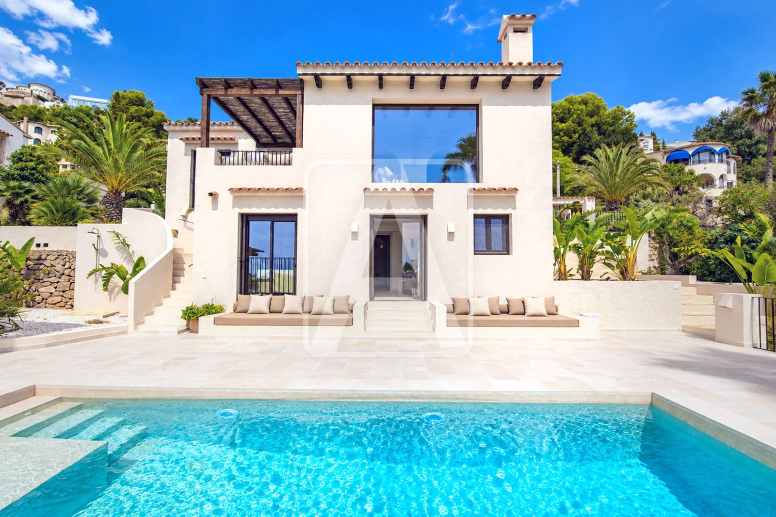 4 soveværelse Villa til salg i Benissa med swimmingpool garage - € 1.495.000 (Ref: 10121006)