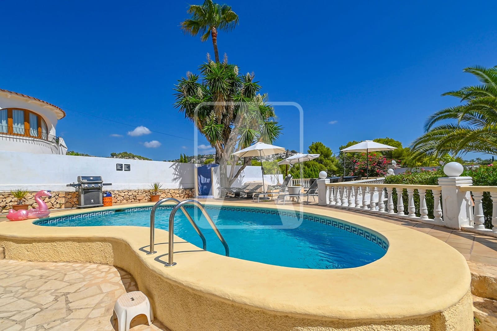 5 soverom Villa til salgs i Benissa med svømmebasseng garasje - € 687 500 (Ref: 10121007)