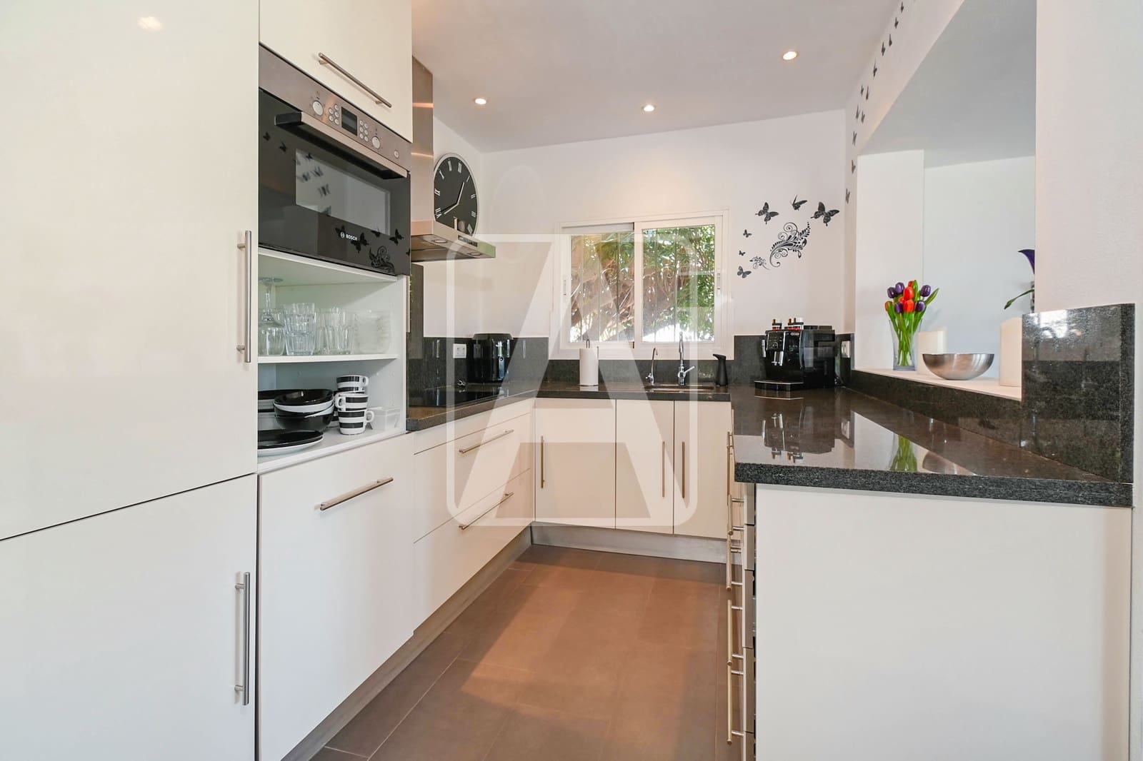 5 soverom Villa til salgs i Benissa med svømmebasseng garasje - € 687 500 (Ref: 10121007)