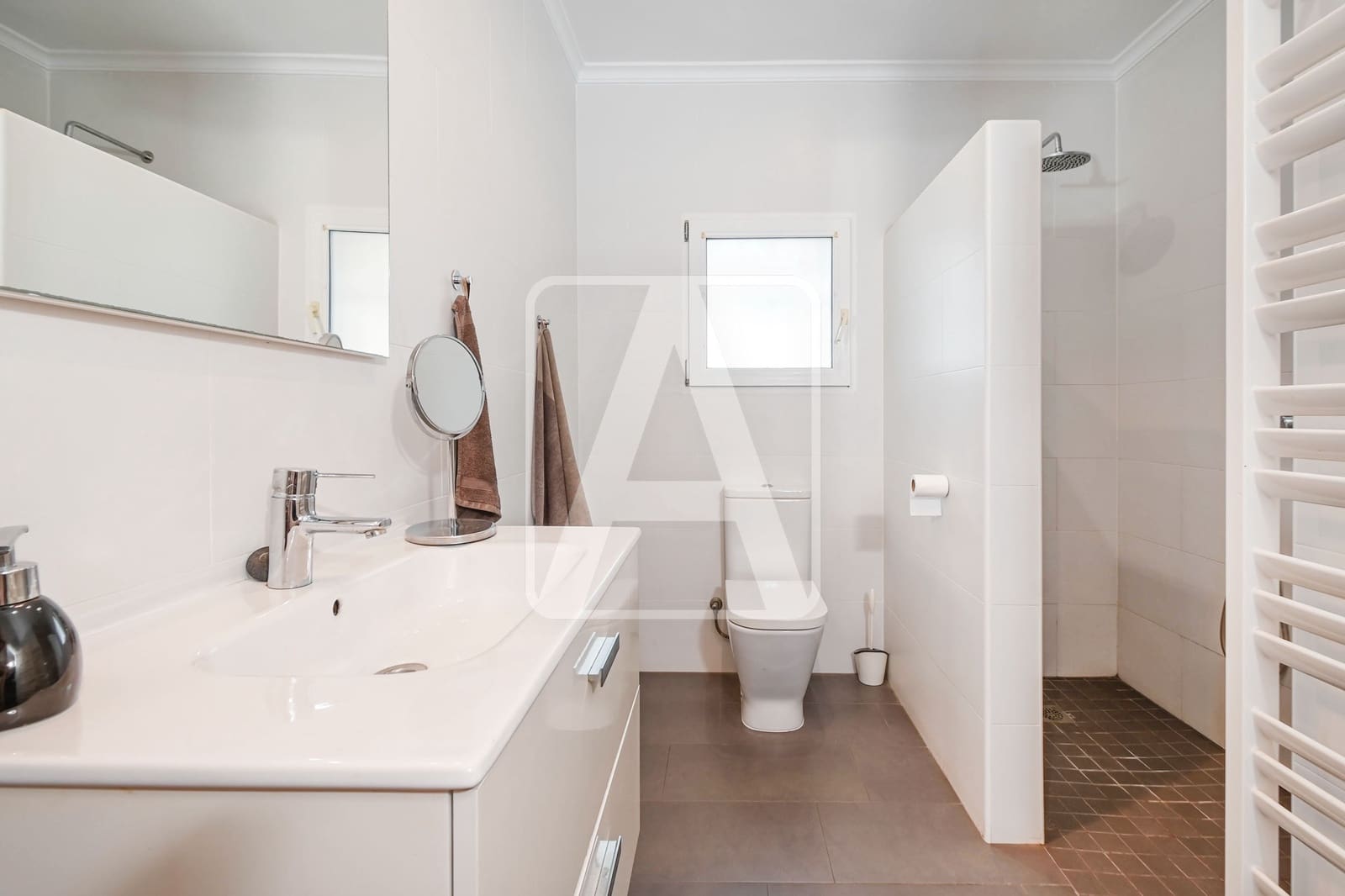 5 soverom Villa til salgs i Benissa med svømmebasseng garasje - € 687 500 (Ref: 10121007)