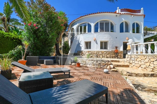 5 soverom Villa til salgs i Benissa med svømmebasseng garasje - € 687 500 (Ref: 10121007)