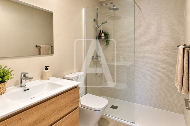 3 sypialnia Apartament na sprzedaż w Calpe / Calp z basenem garażem - 475 000 € (Ref: 10121009)