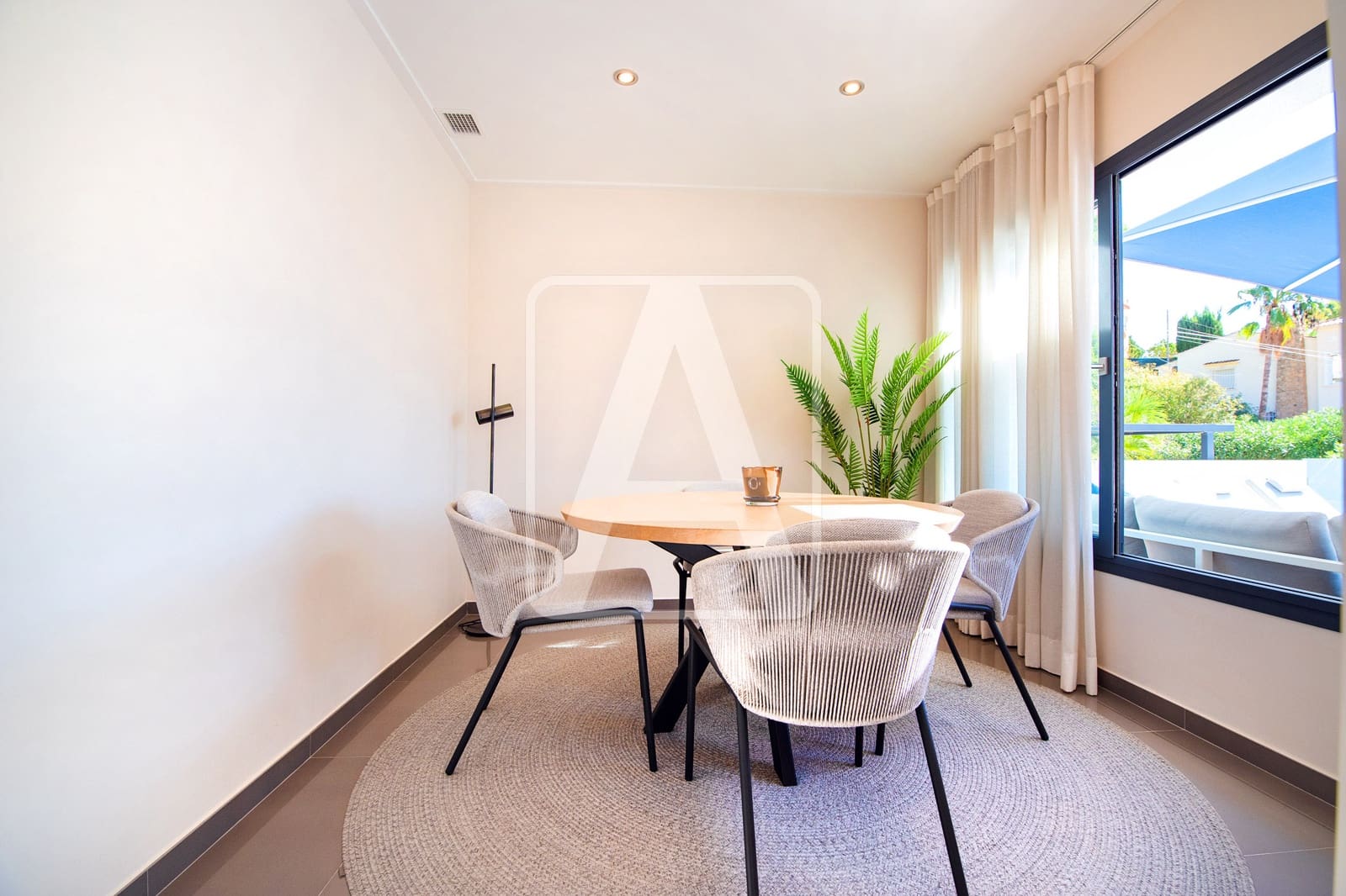 Chalet de 3 habitaciones en Benissa en venta con piscina garaje - 795.000 € (Ref: 10121010)