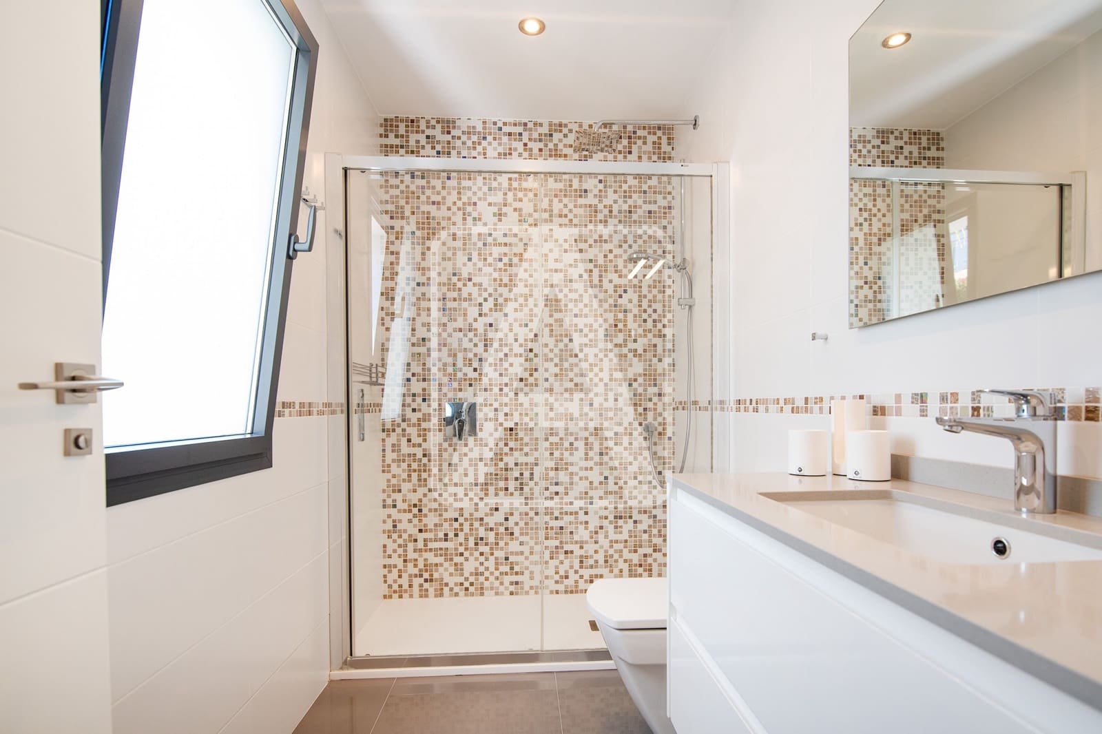 Chalet de 3 habitaciones en Benissa en venta con piscina garaje - 795.000 € (Ref: 10121010)
