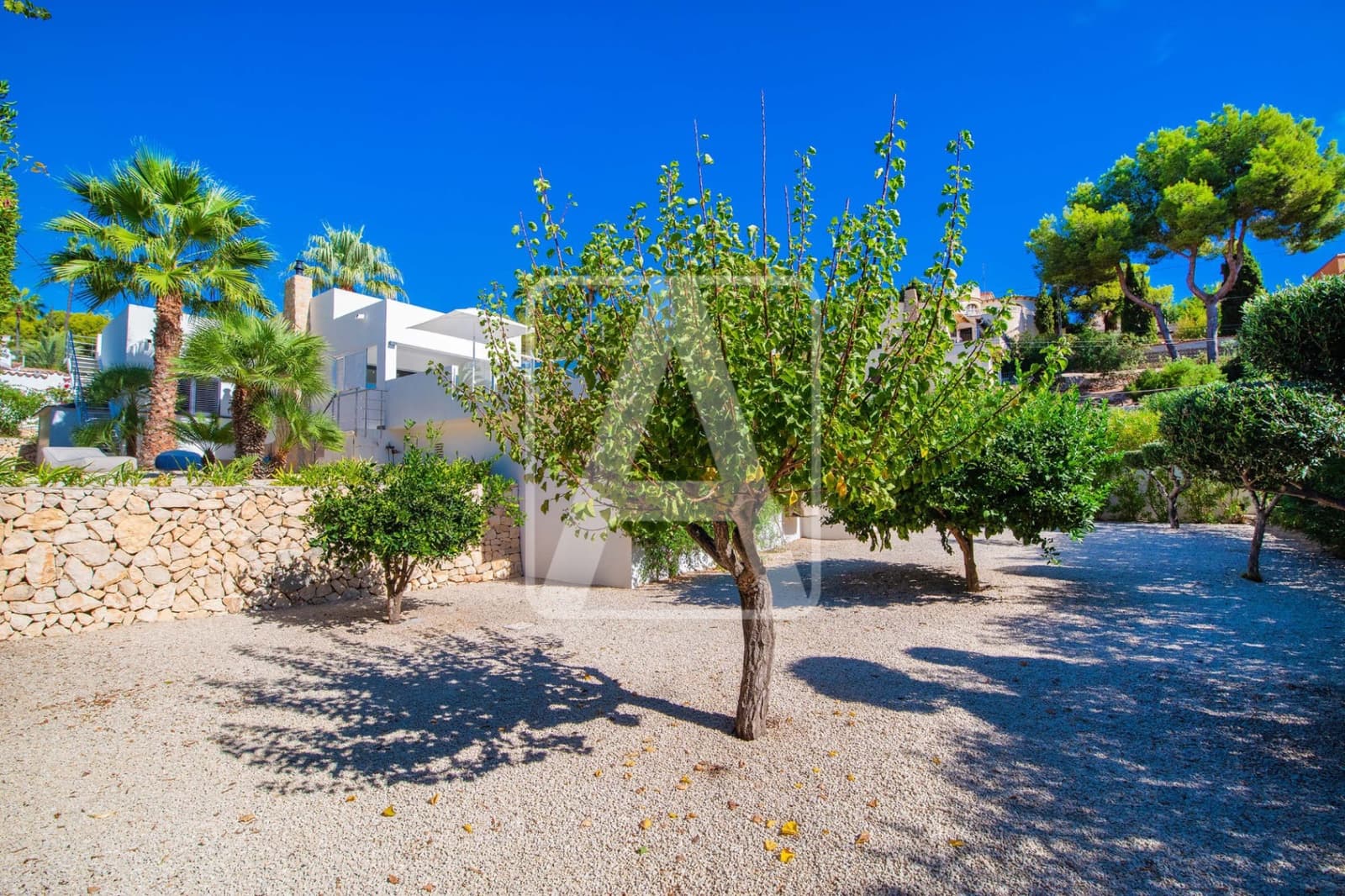 Chalet de 3 habitaciones en Benissa en venta con piscina garaje - 795.000 € (Ref: 10121010)