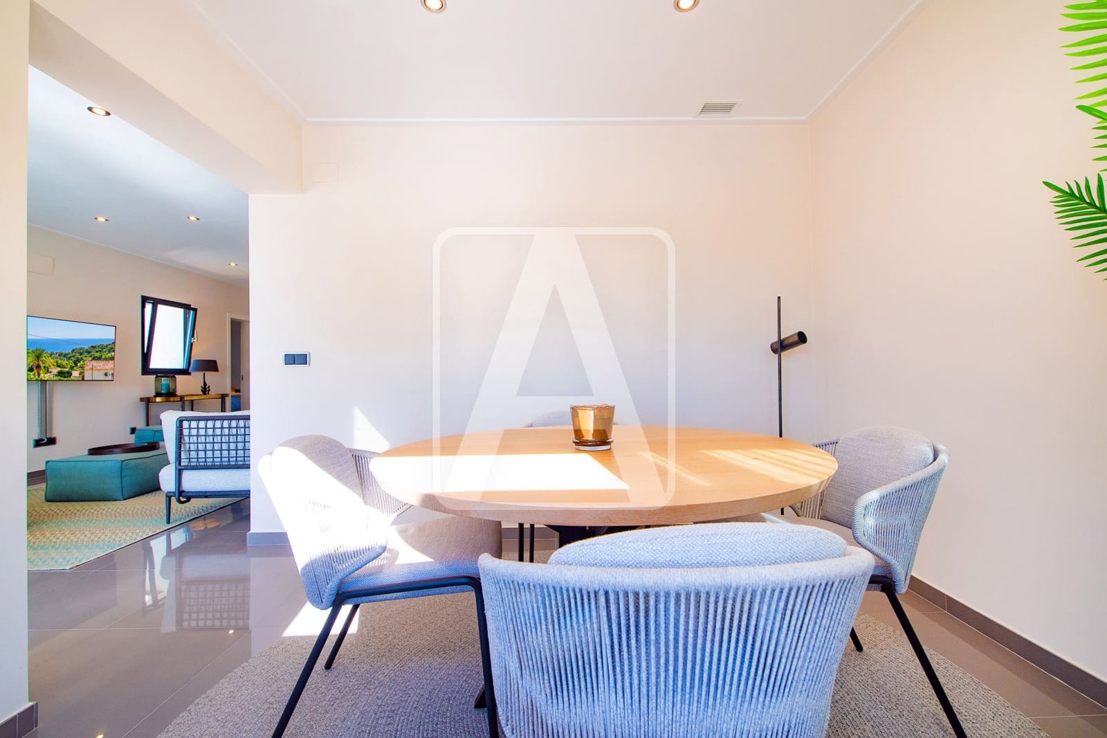 Chalet de 3 habitaciones en Benissa en venta con piscina garaje - 795.000 € (Ref: 10121010)