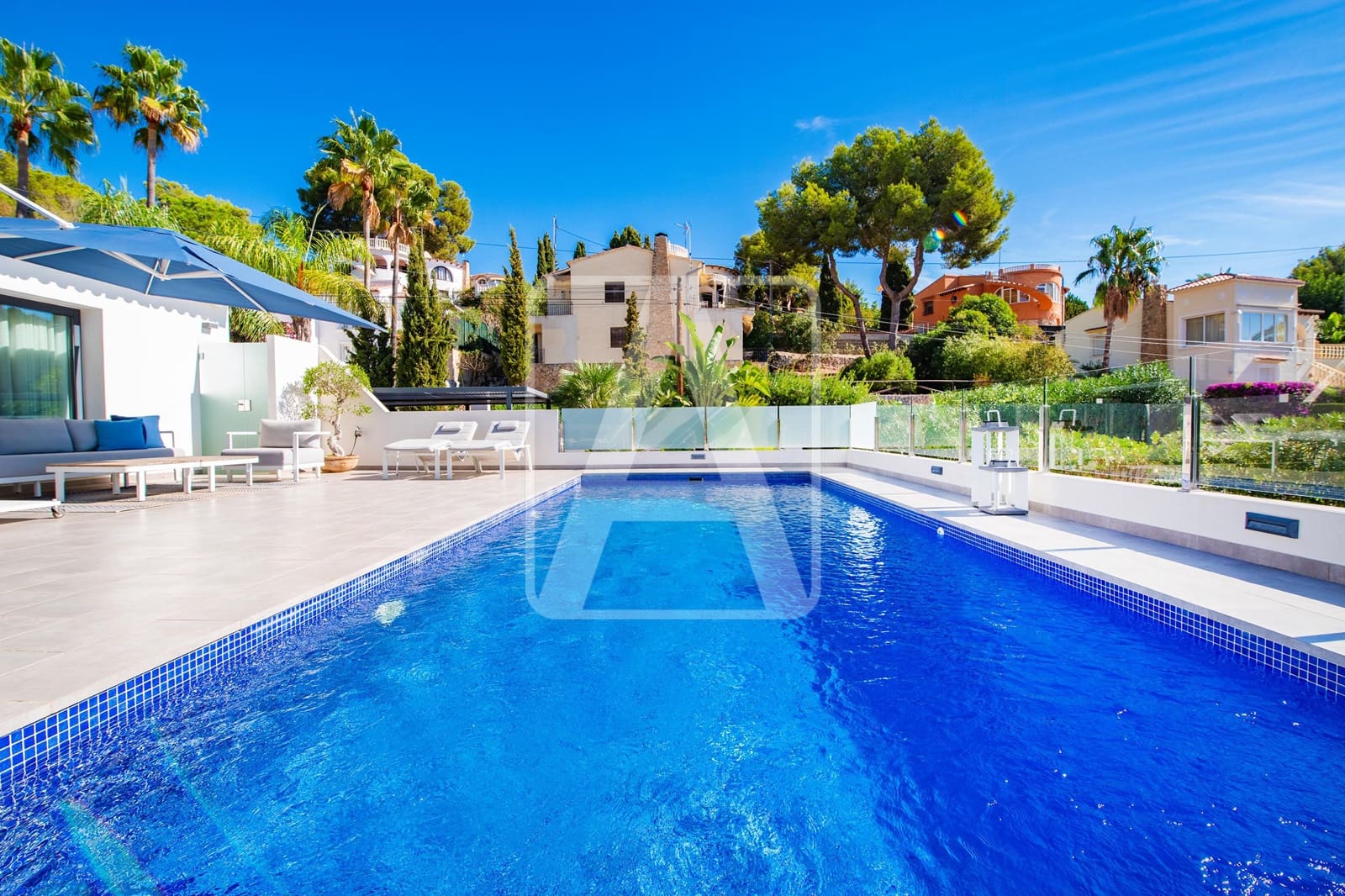 Chalet de 3 habitaciones en Benissa en venta con piscina garaje - 795.000 € (Ref: 10121010)