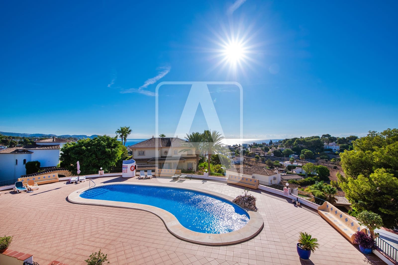 2 bedroom Apartment for sale in Benissa with pool garage - € 225,000 (Ref: 10121012)