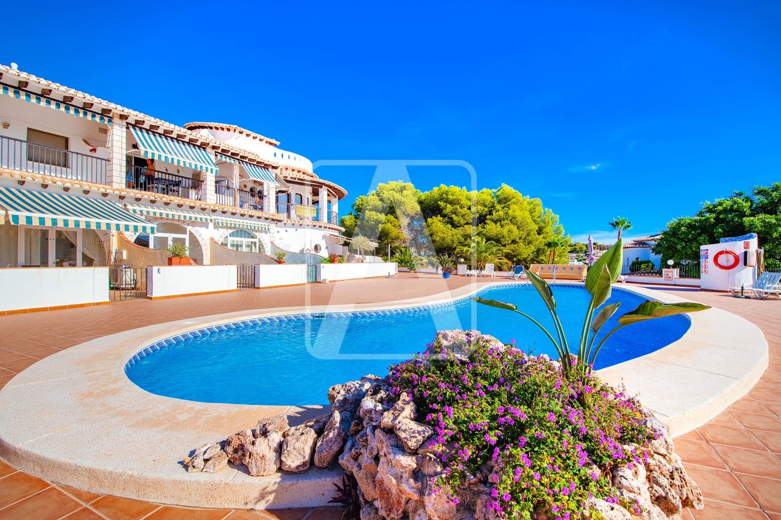 2 bedroom Apartment for sale in Benissa with pool garage - € 225,000 (Ref: 10121012)