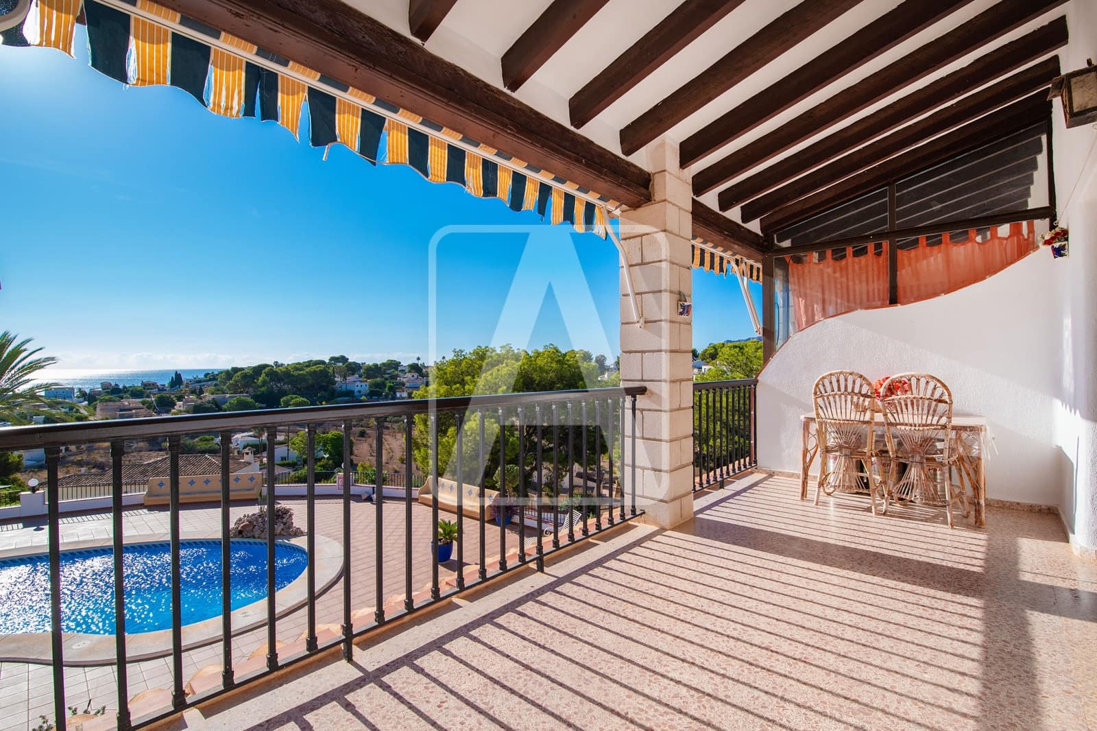 2 bedroom Apartment for sale in Benissa with pool garage - € 225,000 (Ref: 10121012)